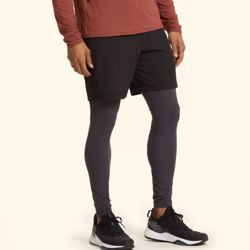 Vuori Limitless Compression Tight - Men's size M